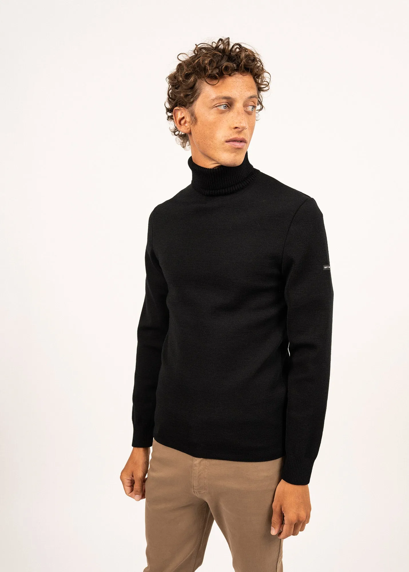 Bretagne turtleneck jumper - plain, in wool (NOIR)