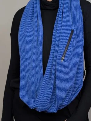 Infinity Zipper Pocket Scarf- Blue Razz