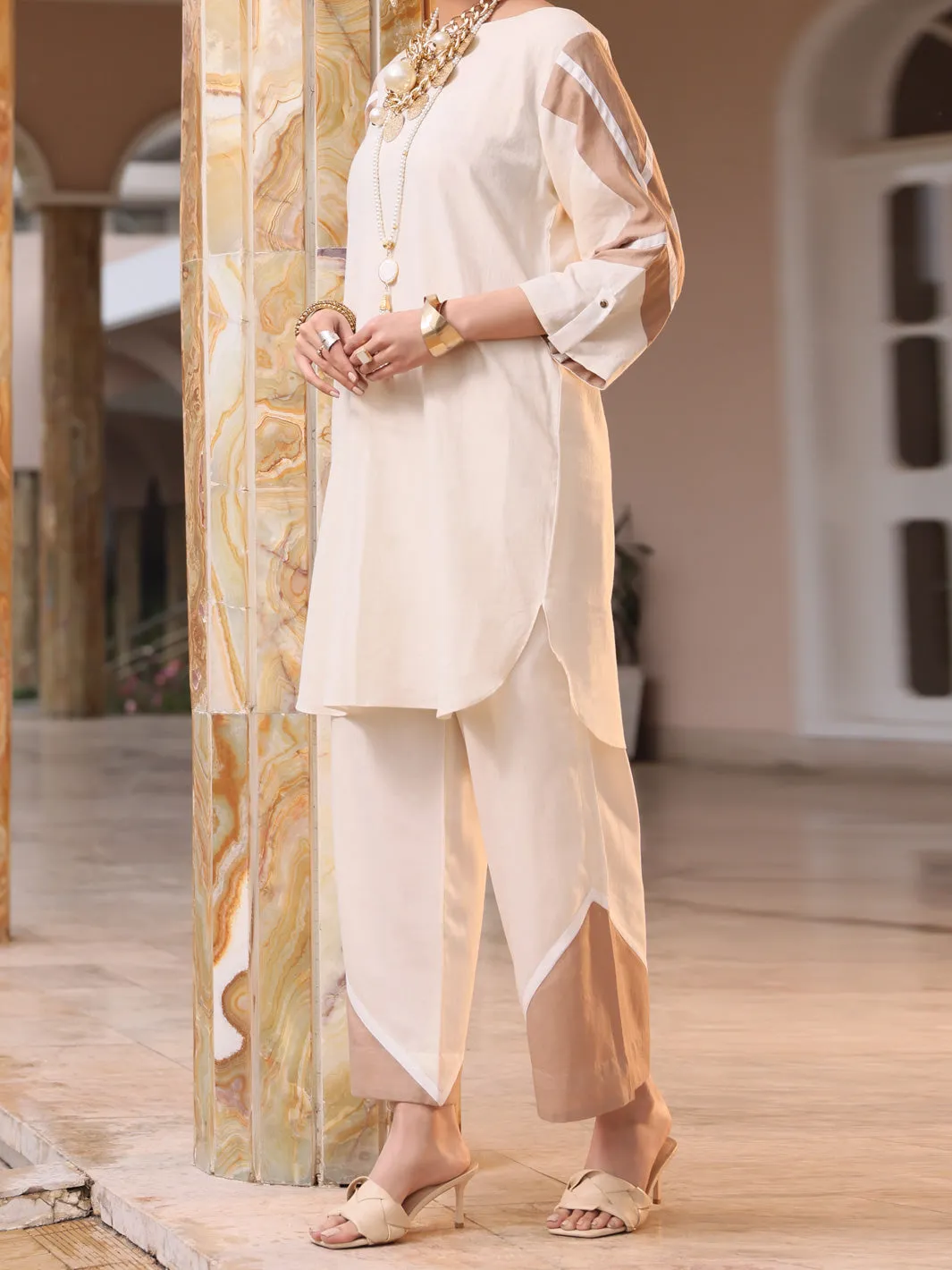 Off White Lawn 2 Piece Stitched - ALP-2PS-LKS-1068